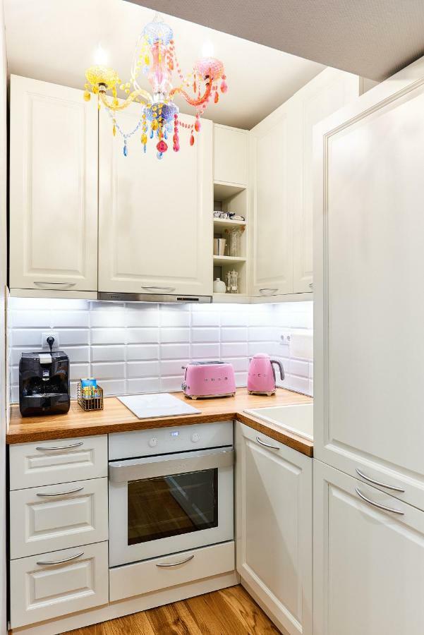 סופיה Stylish And High-End Designer Apartments In City Center מראה חיצוני תמונה